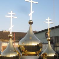 Купола и кресты на звонницу Храма во имя Архангела Михаила